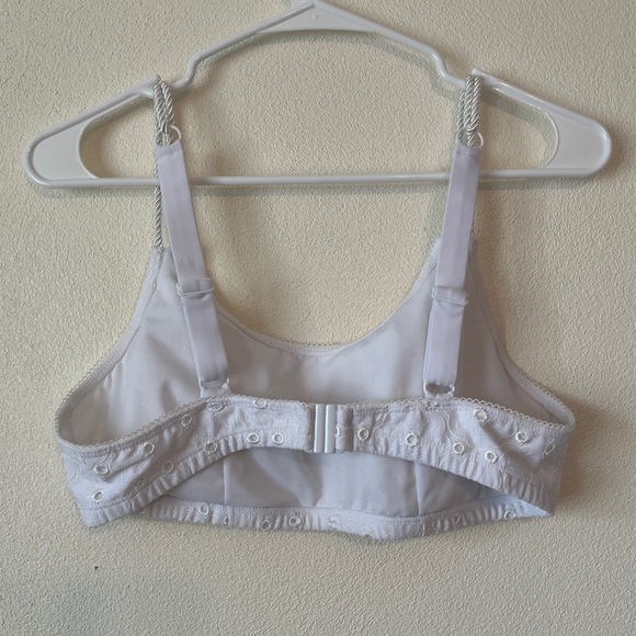 Adorable Asos Eyelet Swim Top - Picture 2 of 3